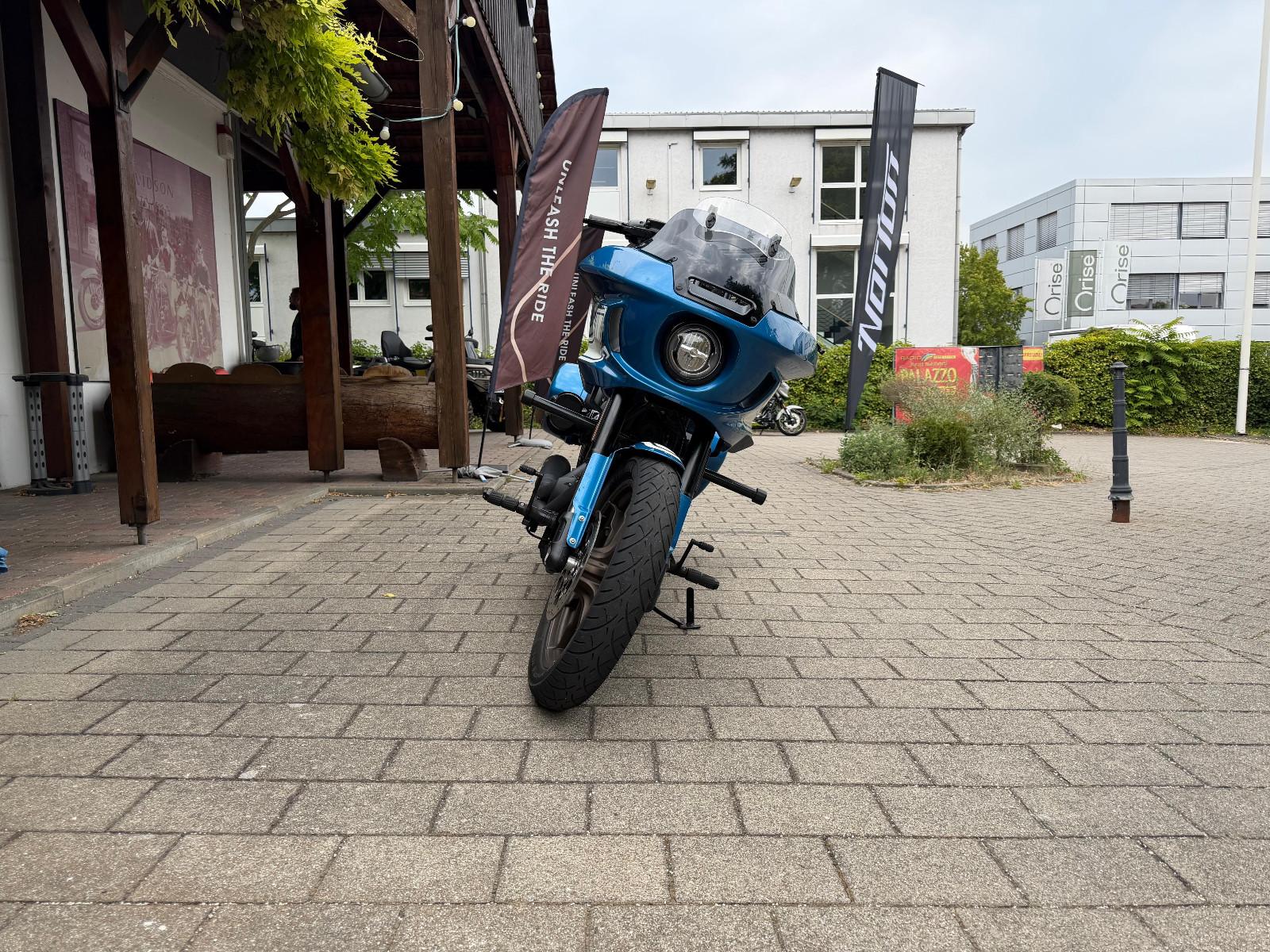 Harley-Davidson Low Rider ST
