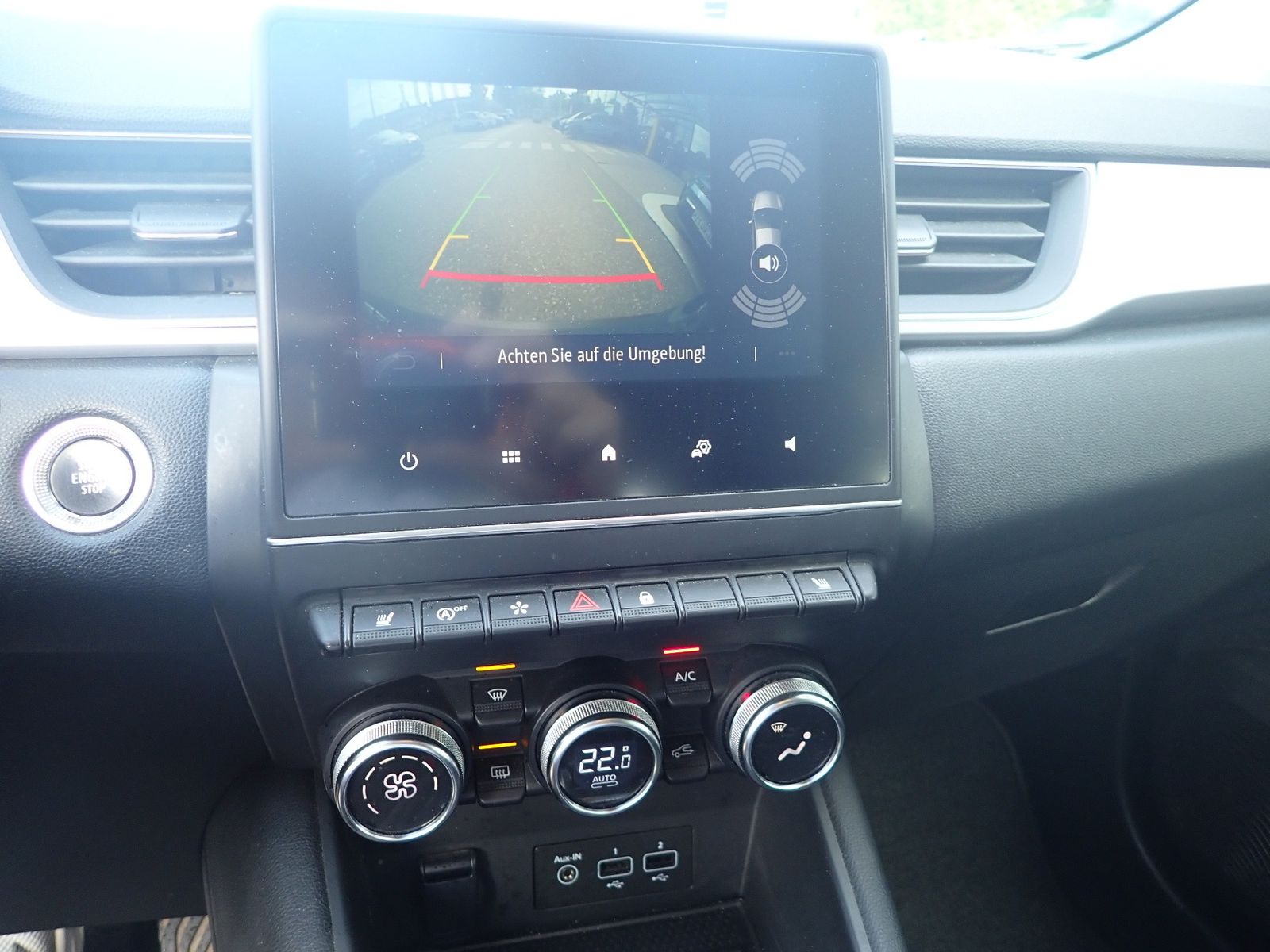 Fahrzeugabbildung Renault Captur Techno Mild Hybrid 140