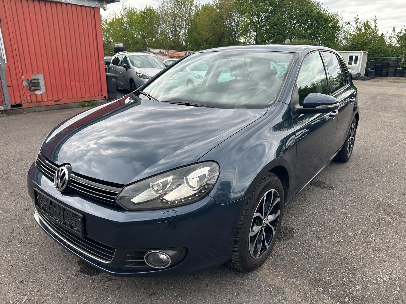 Volkswagen Golf 2.0 TDI DSG XENON LED
