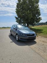 Skoda Fabia 1.2l TSI 66kW Ambition Comfort-Paket - Skoda Fabia Comfort mit Benzin-Antrieb