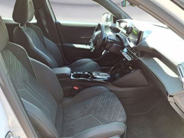 Peugeot 2008 - 8