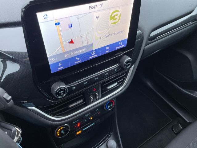 Fahrzeugabbildung Ford Puma 1.0 EcoBoost Mild Hybrid Titanium AHK, Navi