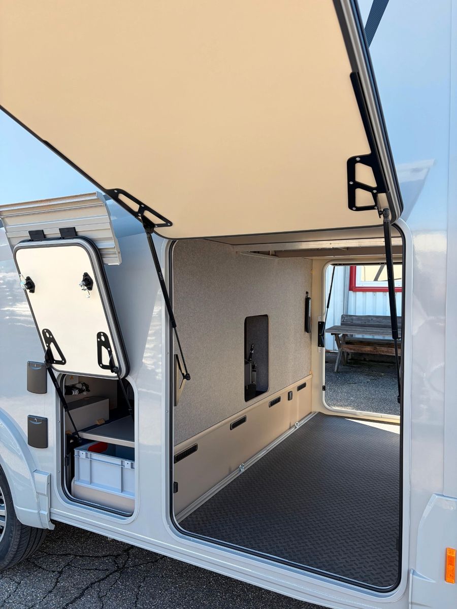 Fahrzeugabbildung Eura Mobil Integra Line 726 EF GT