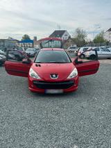 Peugeot HU bis 2027 - Peugeot 207 in Wiesbaden