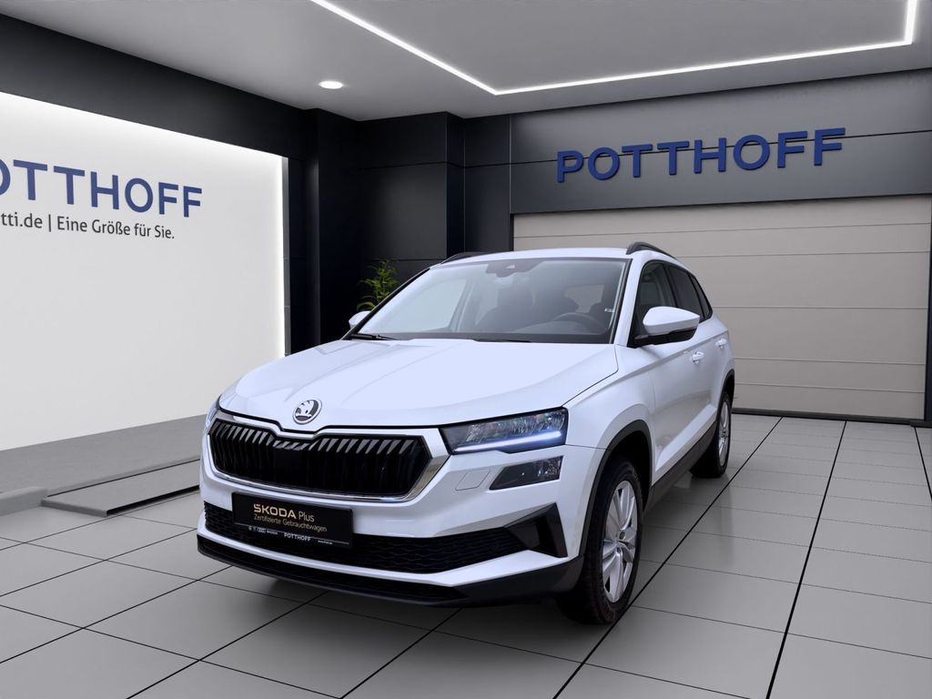 Karoq 1.5 TSI SELECTION KAMERA PDC SITZHZG LED
