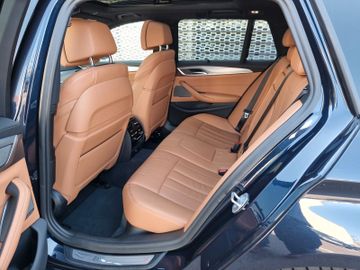 BMW 520 - 12