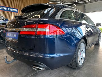 Jaguar XF *Keyless*AHK*BI-XENON*Leder*2-Zonen*