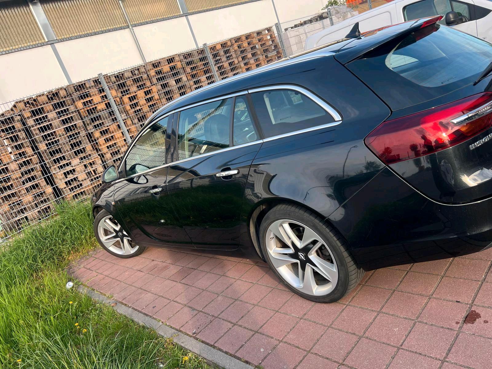 Opel Insignia 2014 — photo 13