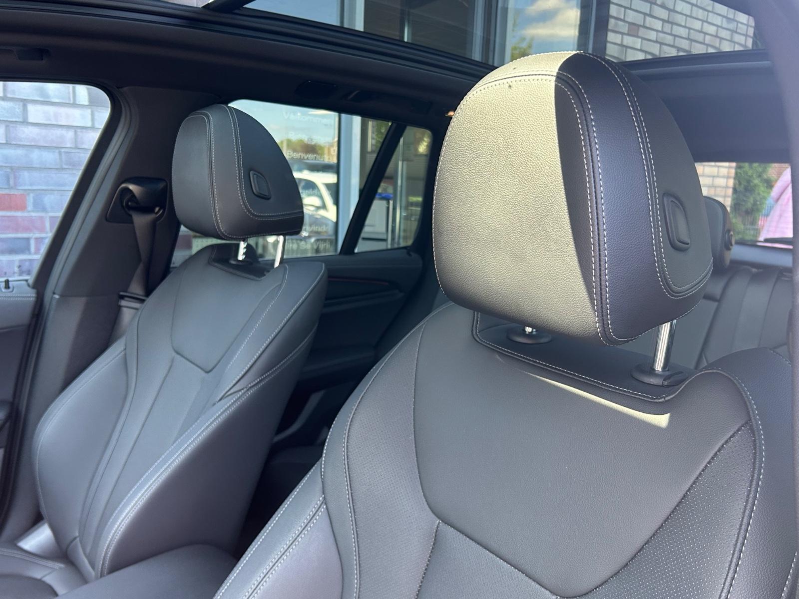 BMW X3 xDrive 20d M Sport PANO LASER ACC HUD AHK 20" — 27