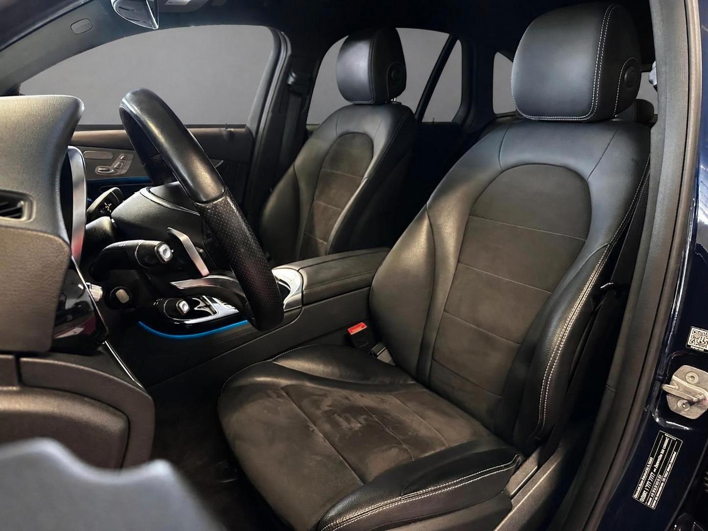 Mercedes-Benz GLC 300 AMG Line 4Matic * Schiebedach-Kamera