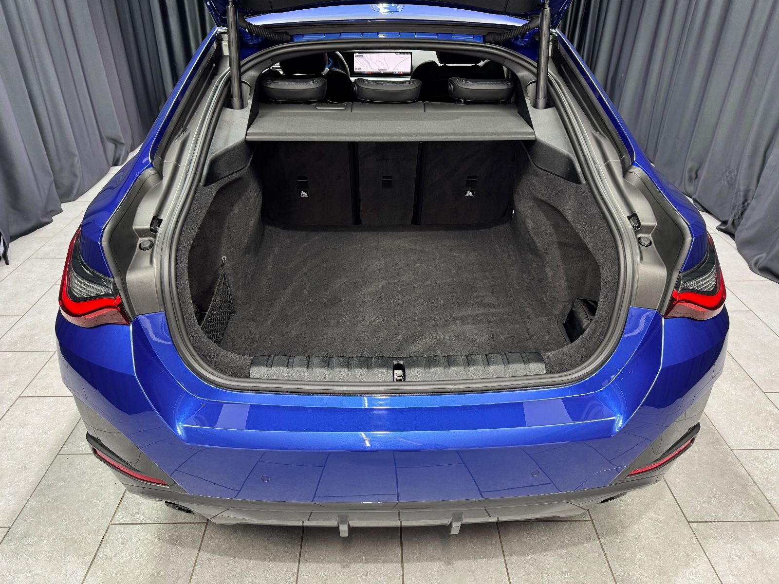 Fahrzeugabbildung BMW 420d Gran Coupe xDrive M SPORT|CURVED|ACC|