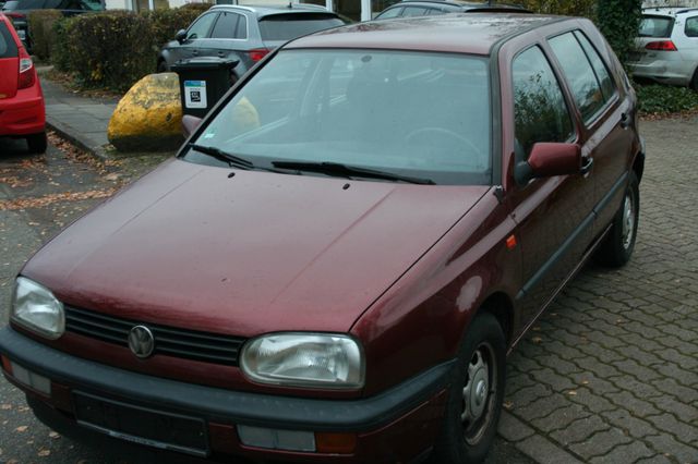 Volkswagen Golf 3,Automatik,1,8 l