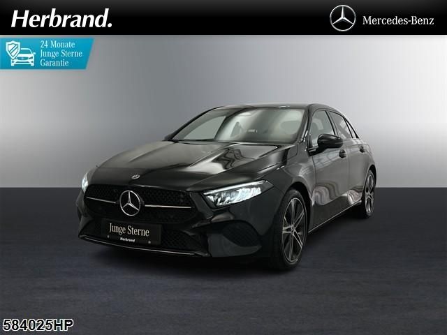 Mercedes-Benz A 180 Progressive  Night Winter Paket