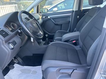 Volkswagen Touran - 7