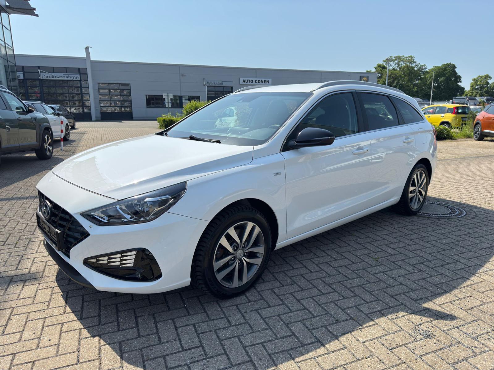 Hyundai i30 48V Hybrid CRDi 1.6 Kombi NAV AHK DAB