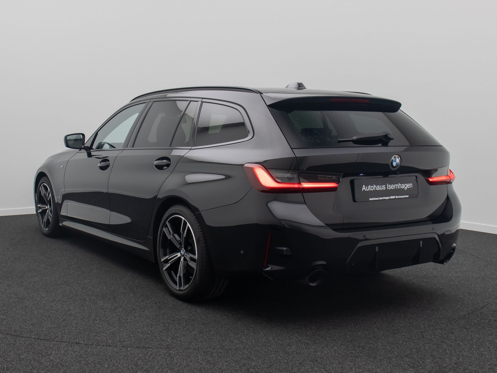 Fahrzeugabbildung BMW 320d MSport Alarm Komfort DAB HiFi Kamera 18Zoll