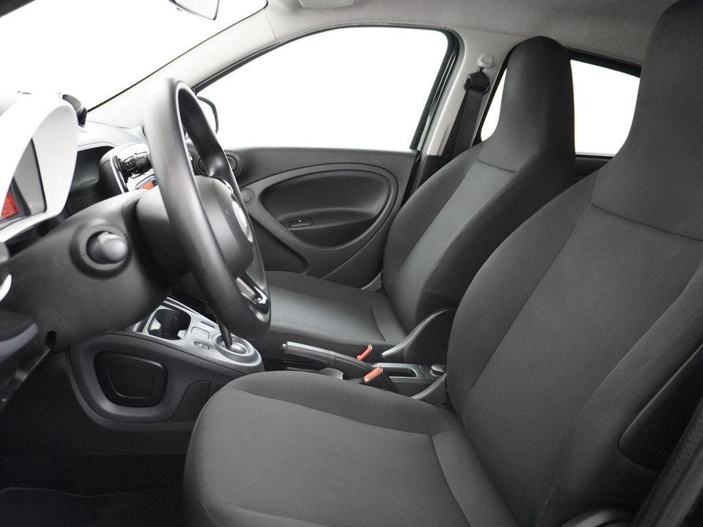 Smart Forfour 1.0 Business Solution automatik 1e besit