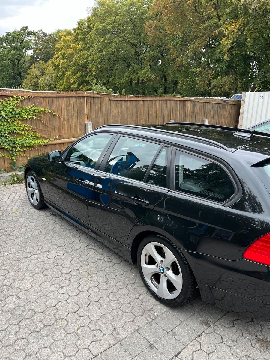 BMW 318 2010 — photo 6