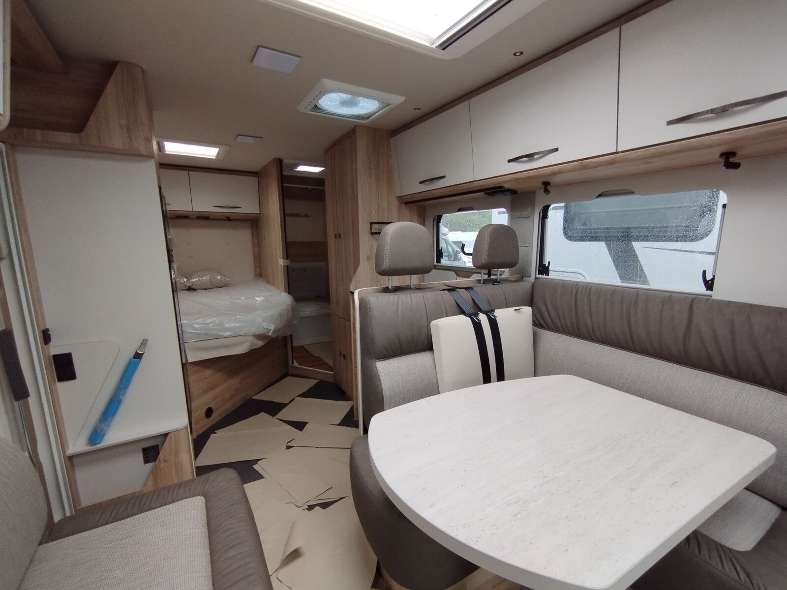 Fahrzeugabbildung Eura Mobil Profila T PT 675 SB Mondial Paket