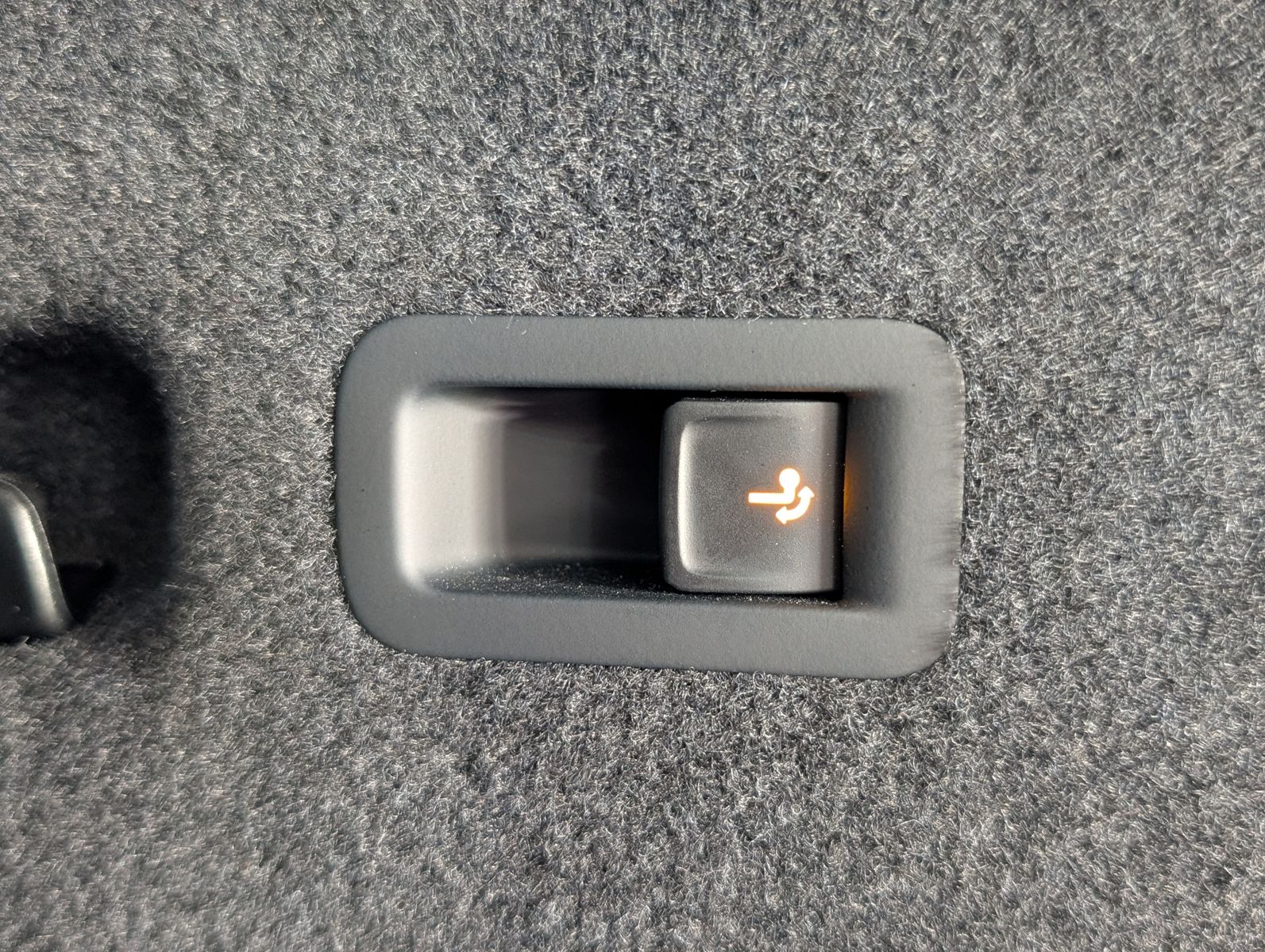 Fahrzeugabbildung Volkswagen Tayron R-Line 360°H&K HUD PANO IQ-LIGHT BLACK 7S