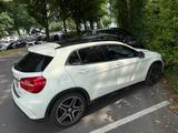 Mercedes-Benz GLA 220 CDI DCT AMG Line AMG Line - Mercedes-Benz GLA 220 von privat