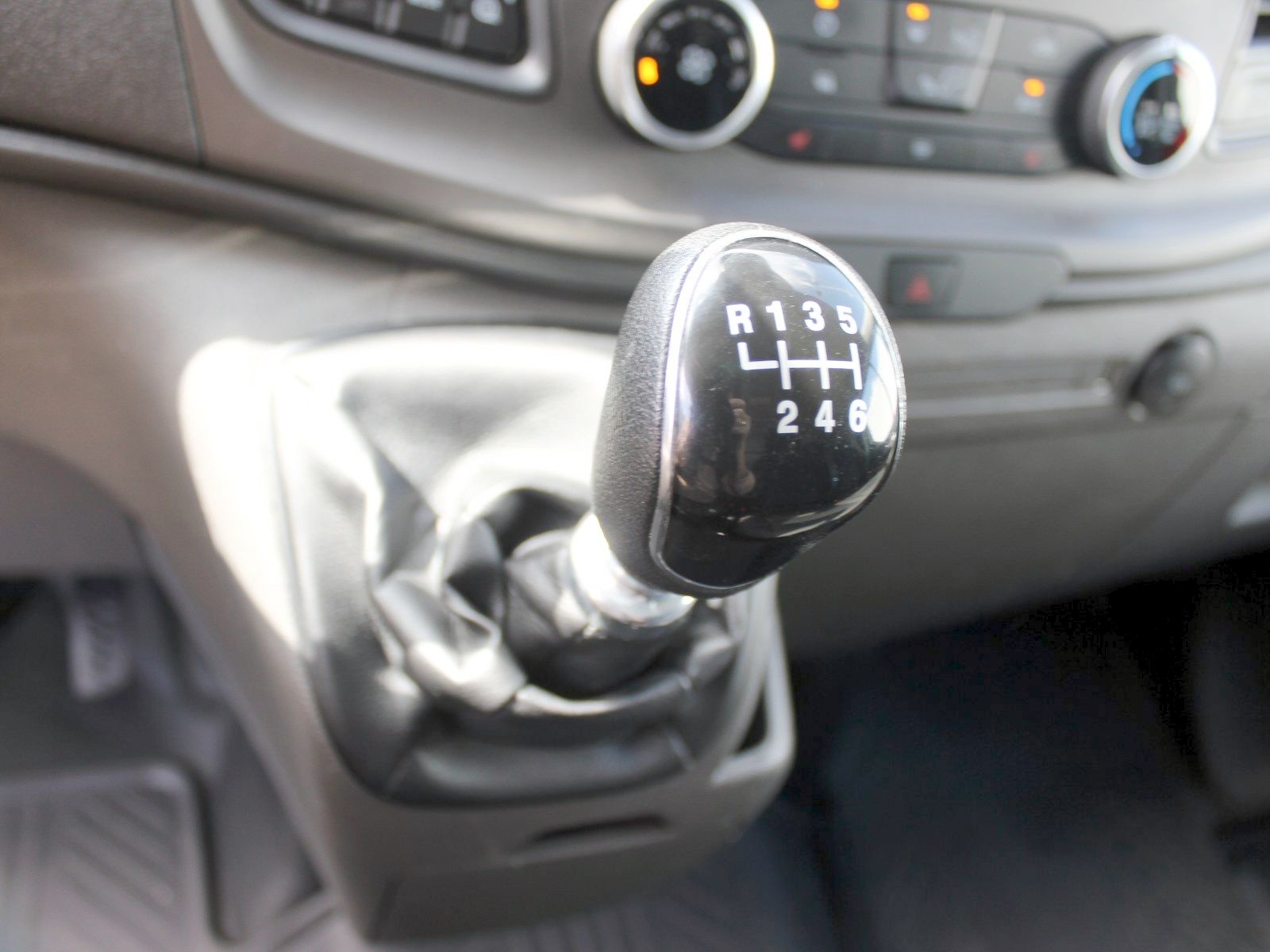 Fahrzeugabbildung Ford Transit Custom Kasten 280 L1 Trend