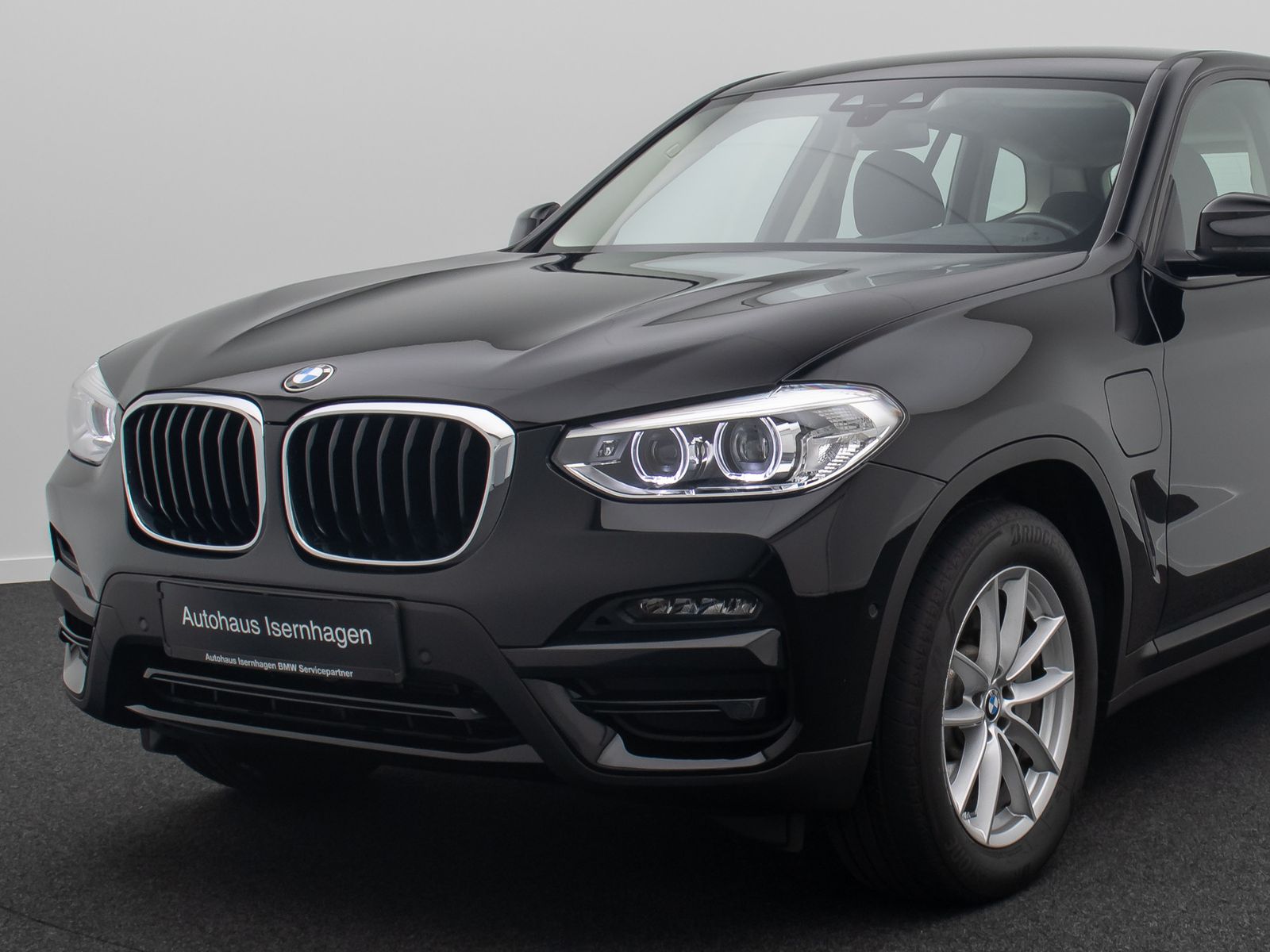 Fahrzeugabbildung BMW X3 xD30e Kamera HUD DAB Komfort Sport LED 18Zoll