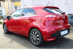 Fahrzeugabbildung Kia Rio Dream Team*Winterpaket!*Bluetoth!*8-fach!*1H