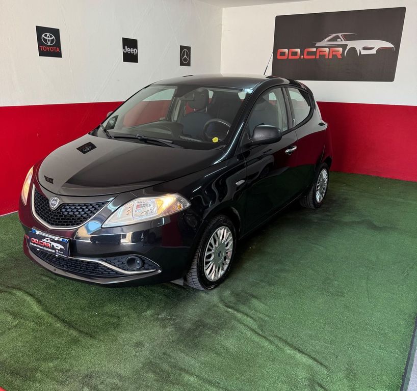 Image of Lancia Ypsilon