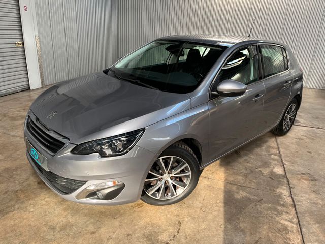 Peugeot 308 1.2 Pure Tech Allure Leder Navi SH PDC