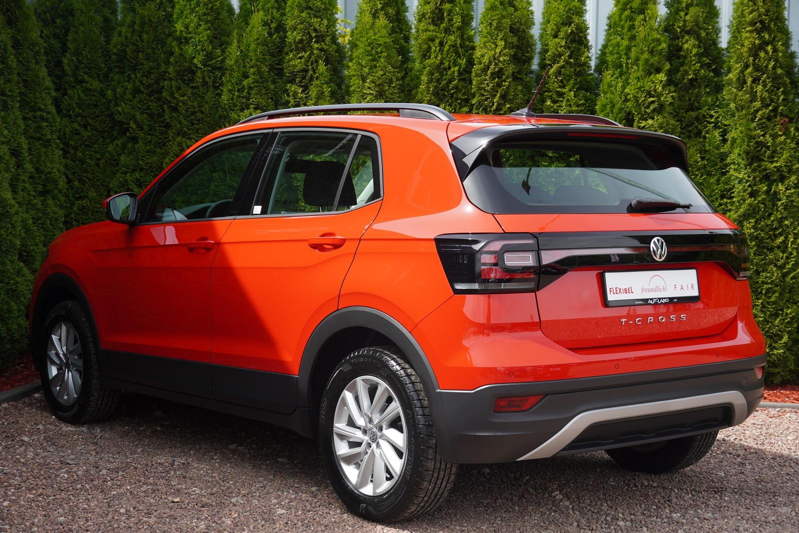 Volkswagen T-Cross 1.0 TSI Life Navi ACC Totwinkel PDC