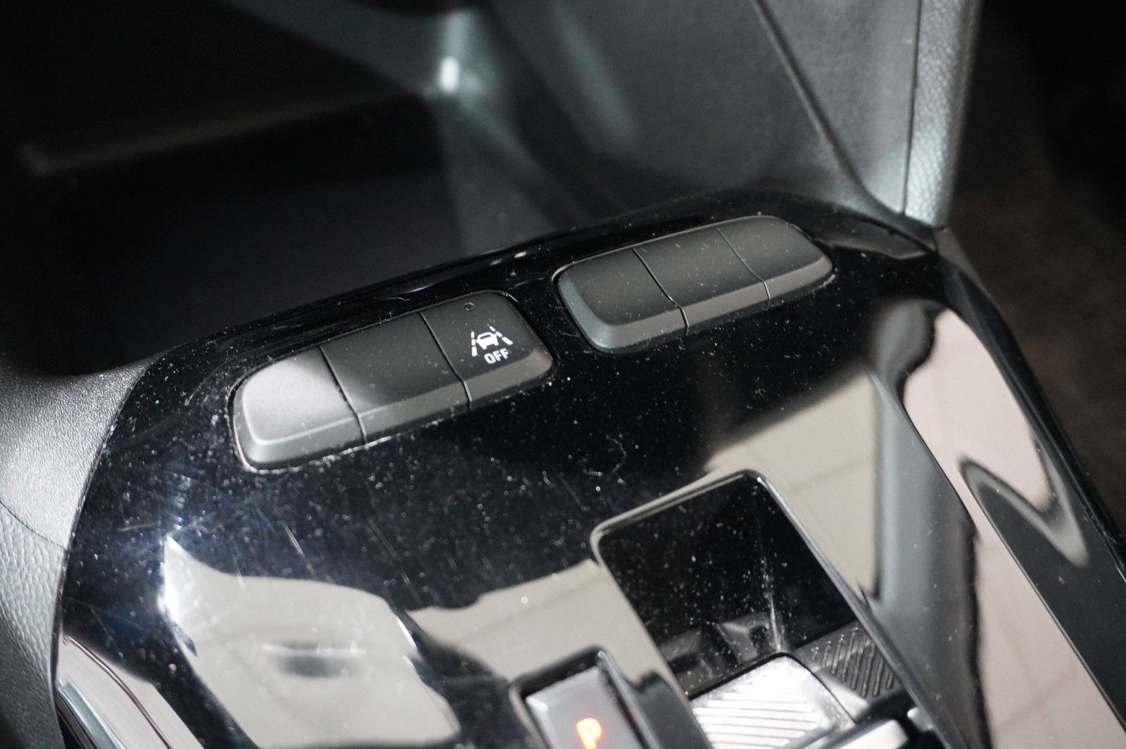 Fahrzeugabbildung Opel Corsa-e F EDITION 7KW NAVI/VIRT/TEMP/DAB/WÄRMEP.