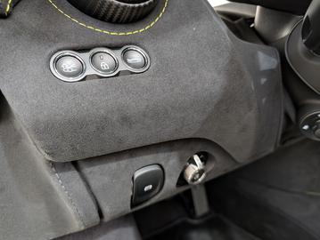 صورة مصغرة 13 لـ 2025 Mclaren 750S