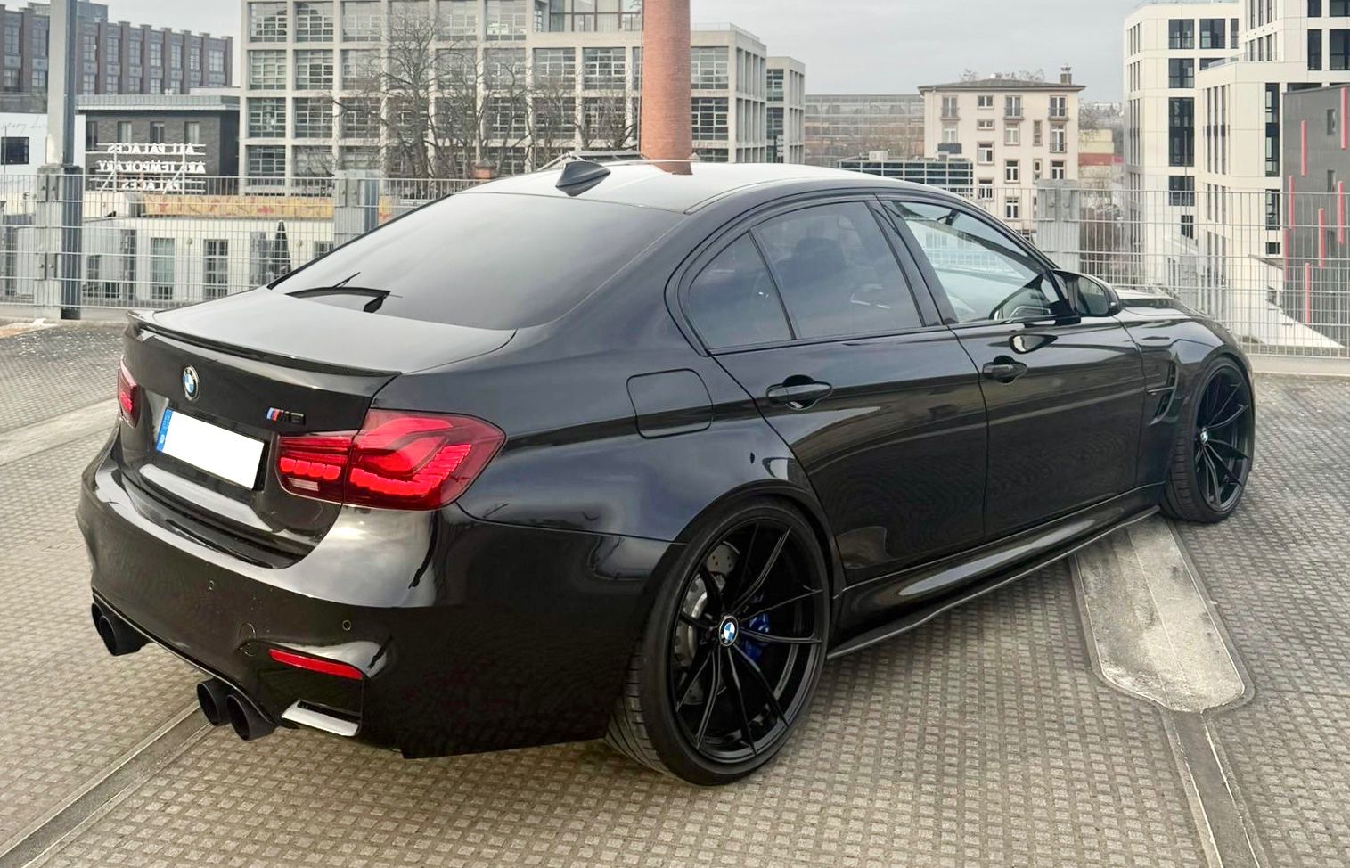 Fahrzeugabbildung BMW M3 Competition*Harman/Kardon+Autom.+Carbon+Voll*