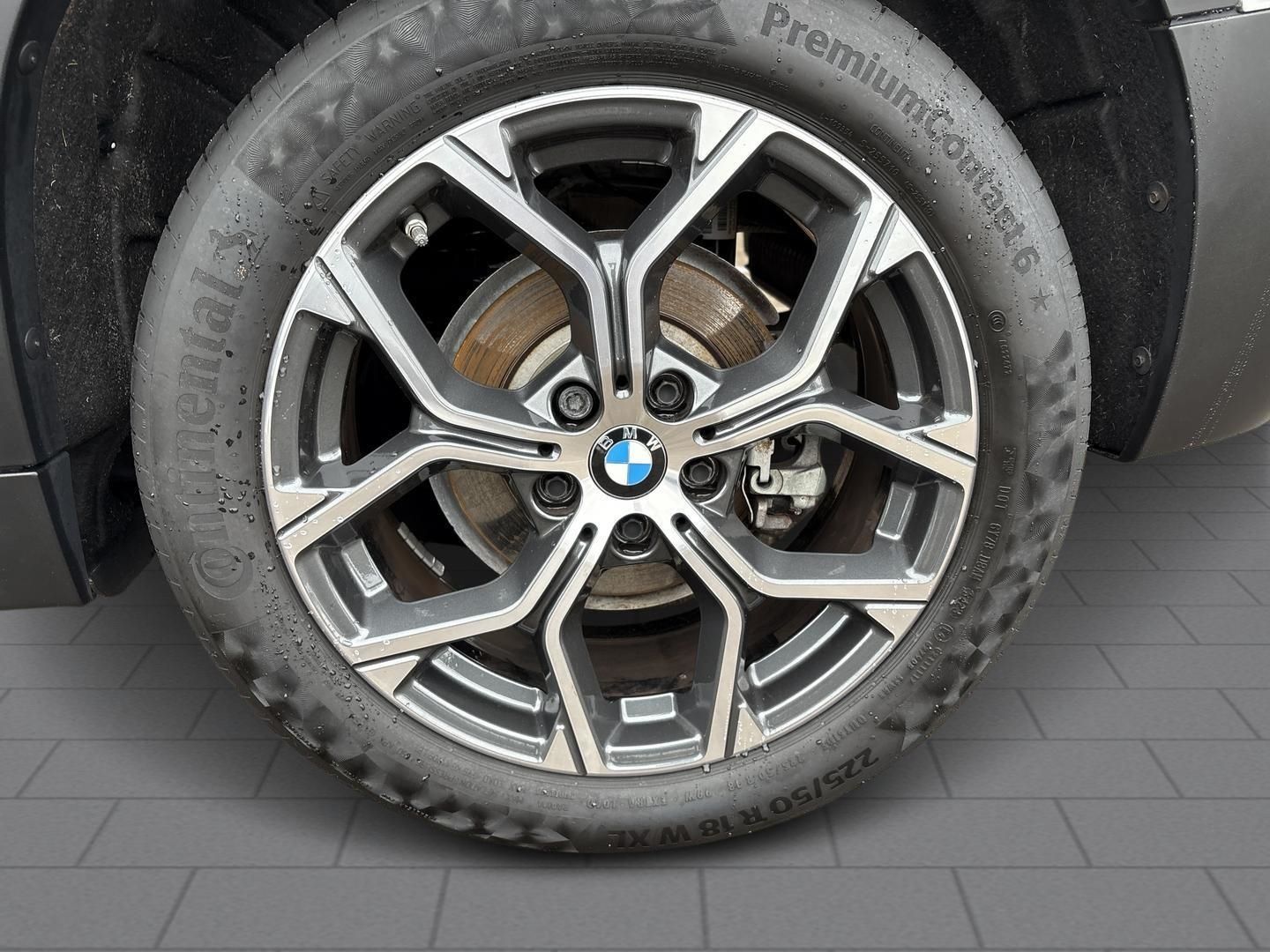 BMW X2 18i RFK SHZ DAB NAVI Navi LED El. Heckklappe  foto 6