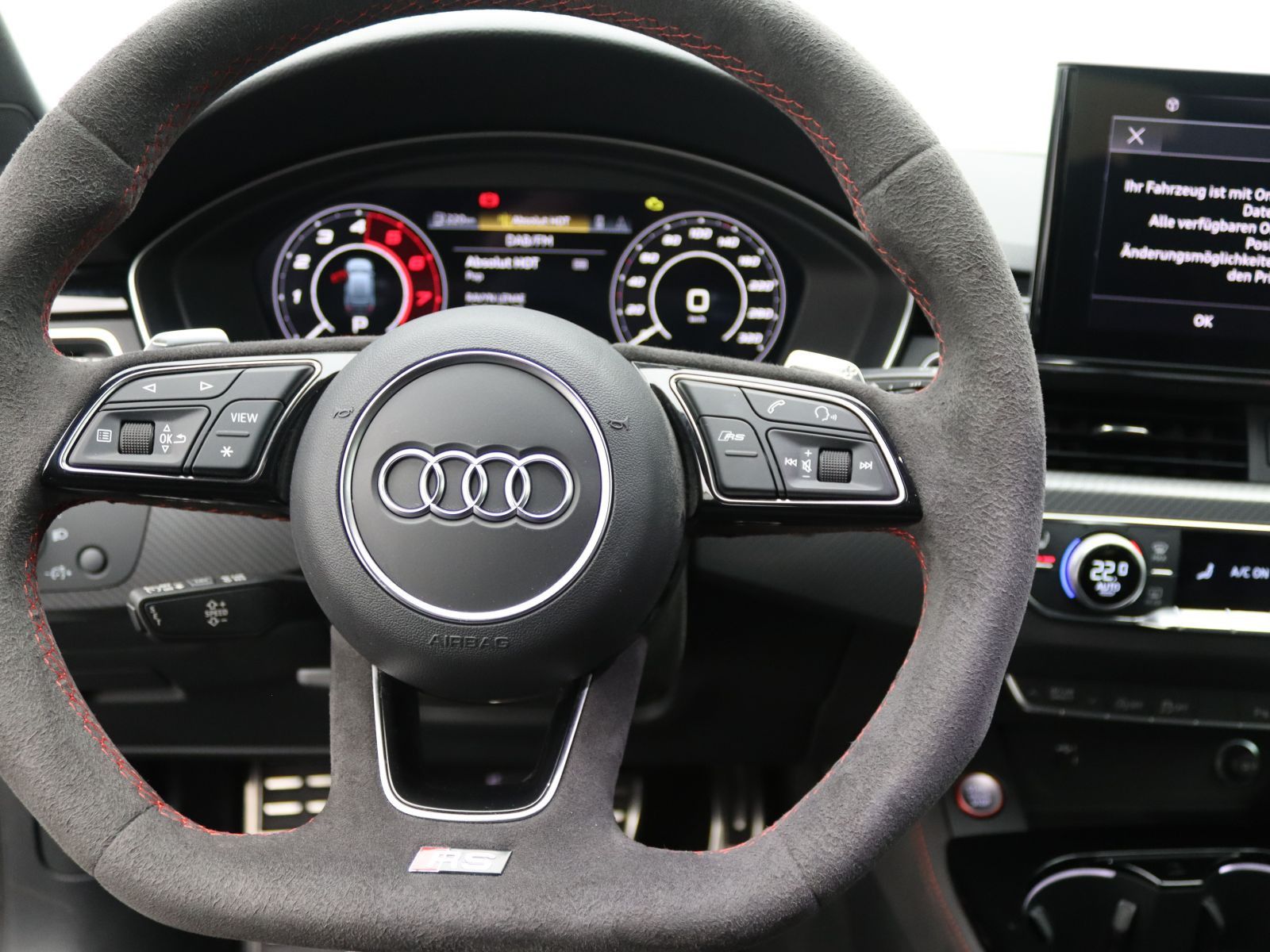 Audi RS4 - Bild 13