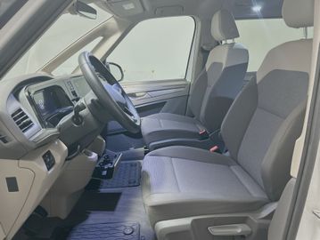 Volkswagen T7 Multivan - 11