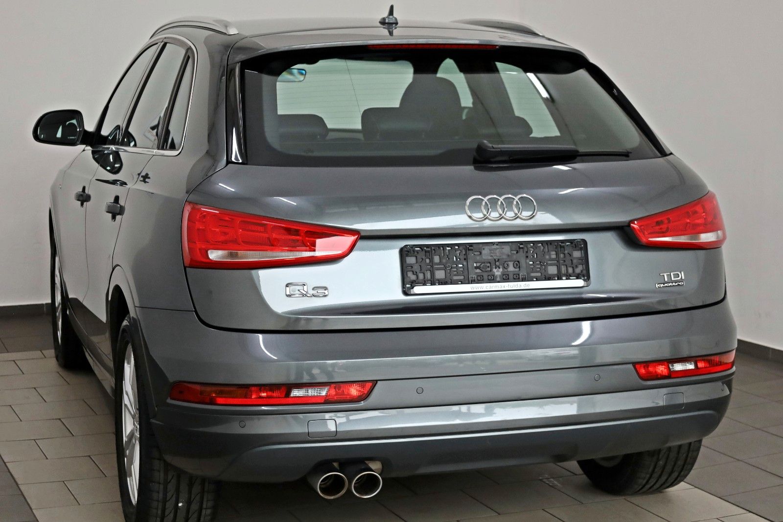 Fahrzeugabbildung Audi Q3 quattro S Line T.Leder,Navi,Xenon,SH,PDC,AHK
