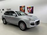 Porsche Cayenne Turbo - Porsche Cayenne aus 2007: Turbo