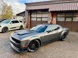 Dodge 5,7 V8*AUTOMAT*SRT WIDEBODY*LED*LEDER*GARANTIE* - Dodge Challenger: Srt 8