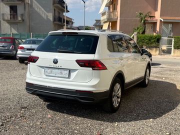 Volkswagen Tiguan - 4