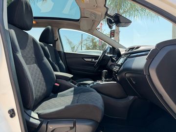 Nissan Qashqai - 12