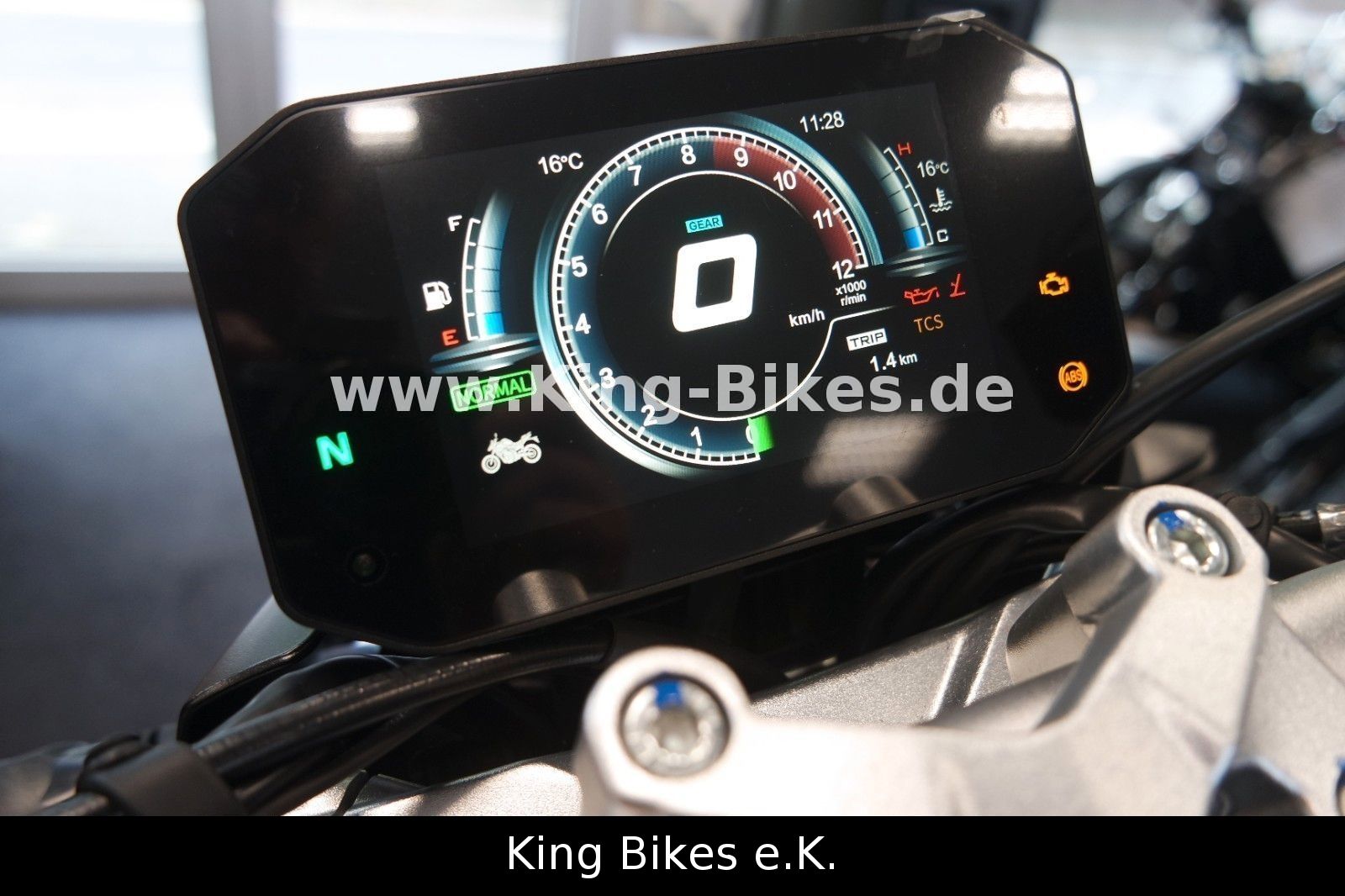 Fahrzeugabbildung VOGE R625 - Pirelli - MEGA DEAL -über 990,- € gespart