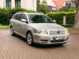 Toyota Avensis 2,4 Benzin/Automatik/Xenon/... - gebrauchte Toyota Avensis aus dem Jahr 2006