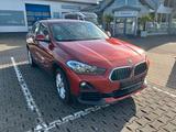 BMW xDrive 18 d Advantage*AHK*NAVI*ALLRAD*PDC*ALLWET - BMW X2 in Bielefeld