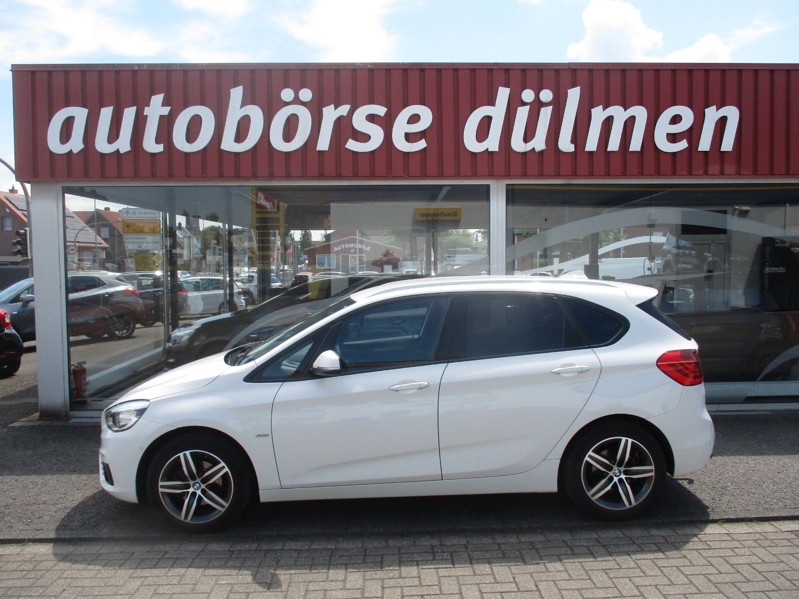 BMW 218 iActive Tourer Sport Line Automatik, AHK, SH