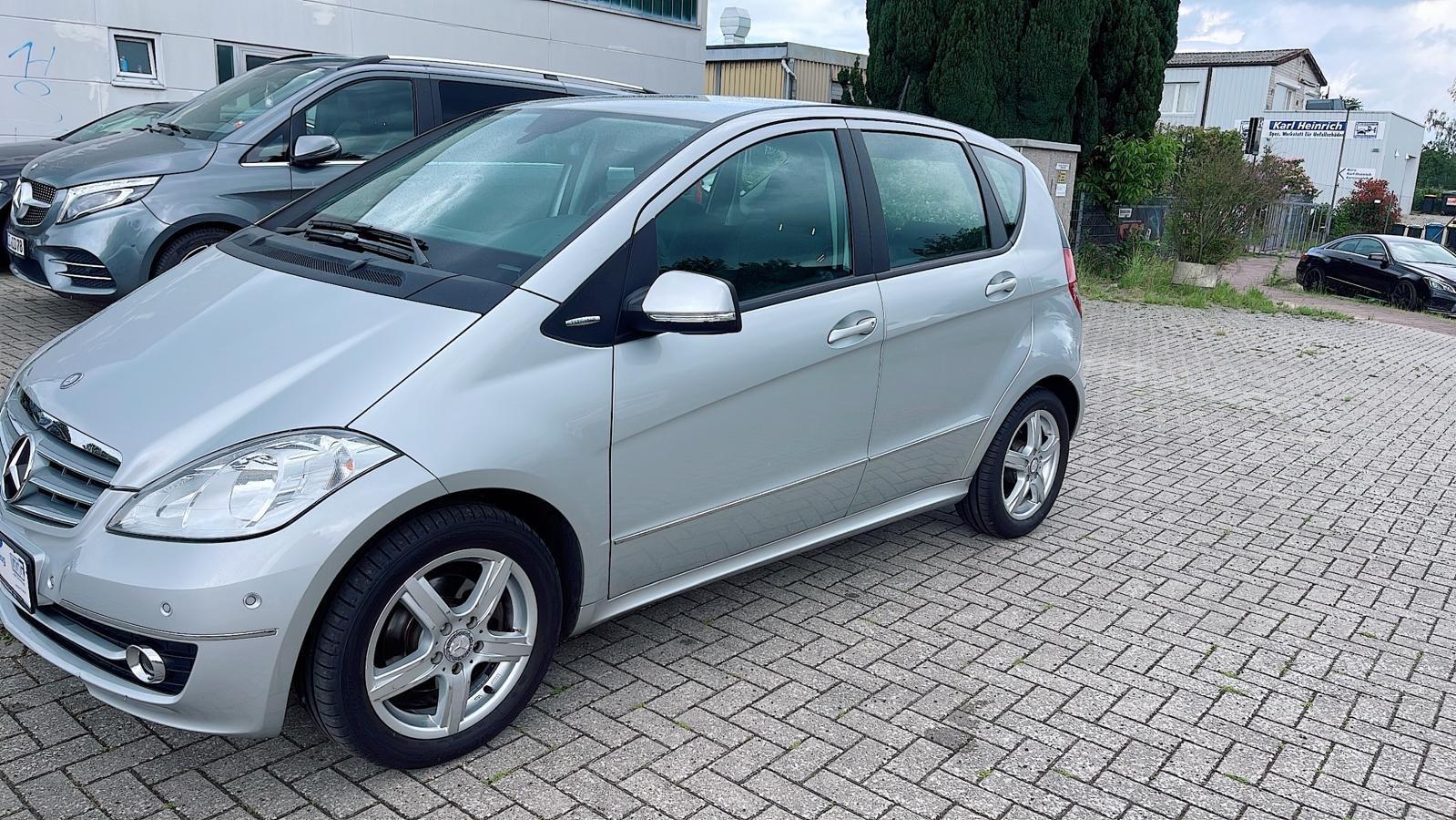 Mercedes-Benz A 160 5-türig.Elegance.PDC.Sitzh.Klima.