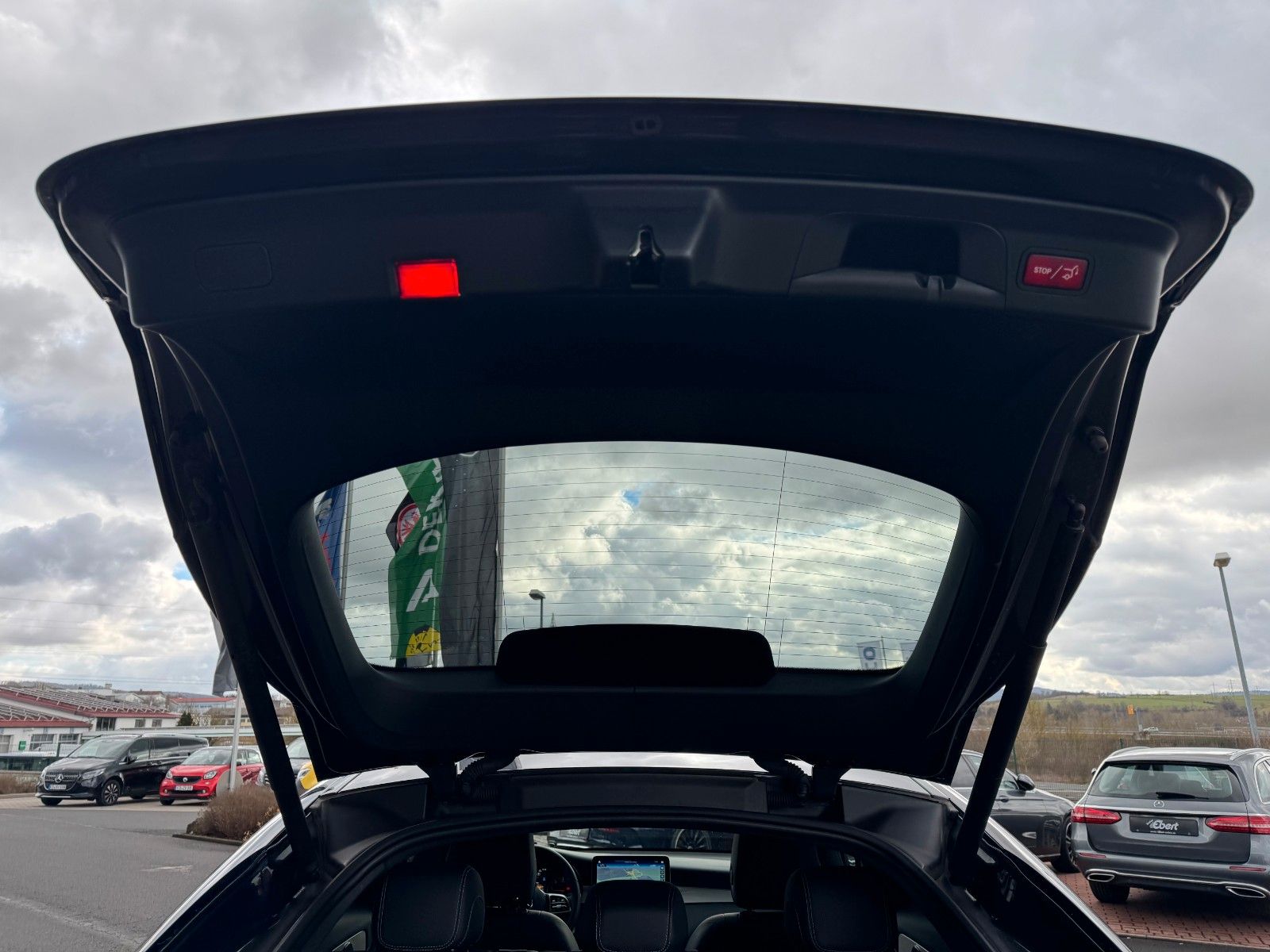 Fahrzeugabbildung Mercedes-Benz GLC 200 d 4M Coupe Night+R-Kamera+S-Dach+