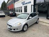 Fiat Bravo 1.4 16v Dynamic - Fiat Bravo Dynamic mit Benzin-Antrieb