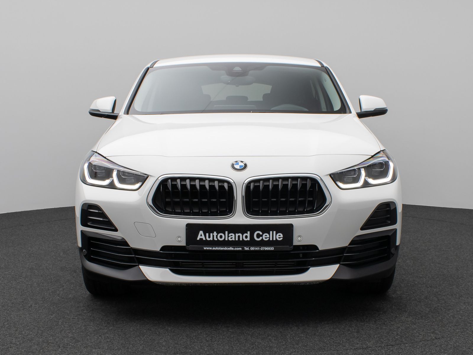 Fahrzeugabbildung BMW X2 xD25e Kamera HUD DAB HiFi Navi+Komfort Alarm